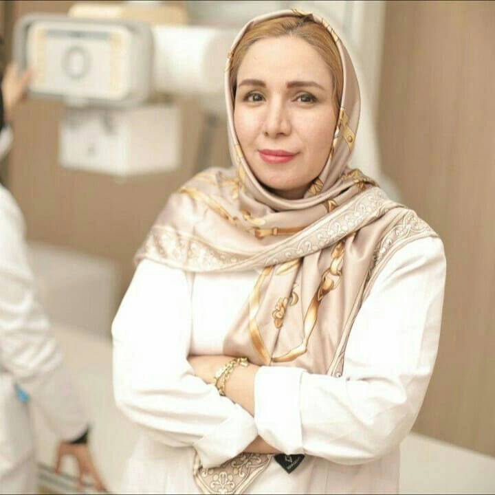 دکتر آزاده مکری از بهترین سونوگرافی های تهران