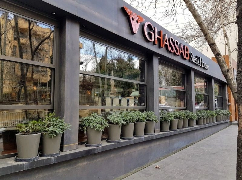 رستوران کاساب یکی از محبوبترین رستورانهای استیک تهران