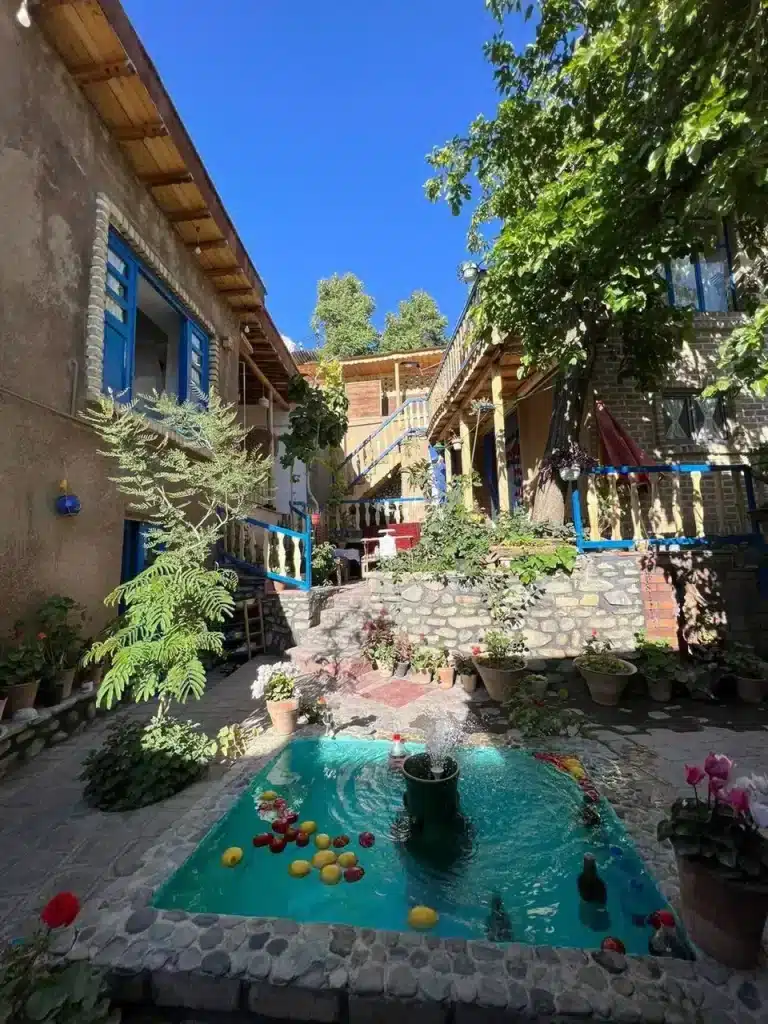 اقامتگاه گردو دماوند