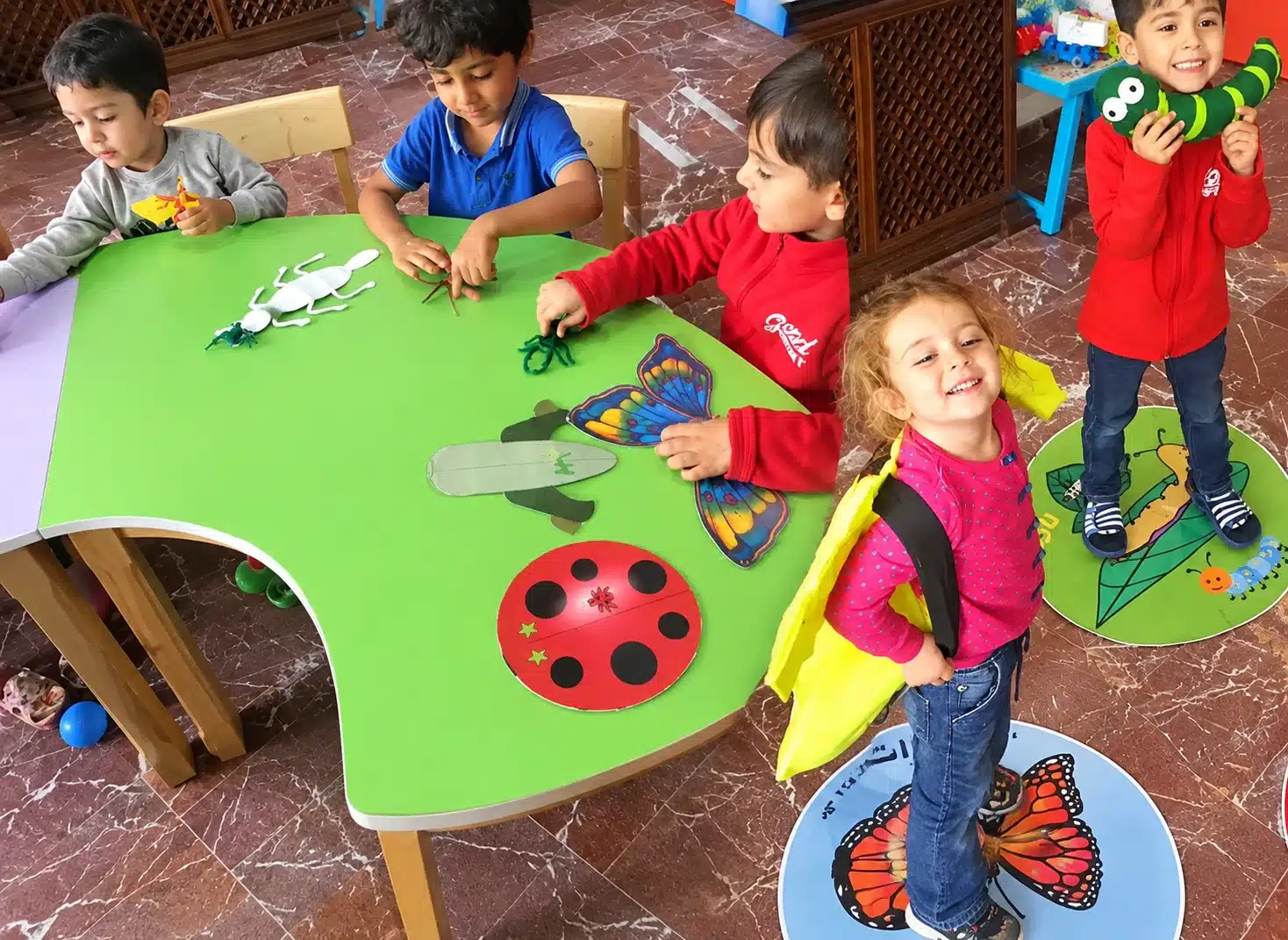 مهدکودک و پیش‌دبستانی دوزبانه پارادیس در زعفرانیه تهران