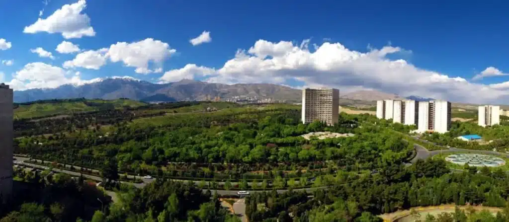 عکسی از نمای بالای پارک جنگلی لوبزان 