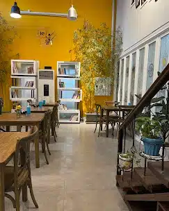 کافه رستوران باغ کاریز