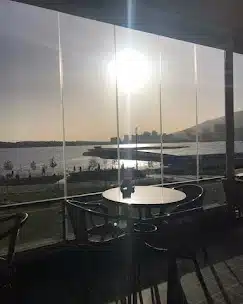ویکولو کنار دریاچه چیتگر